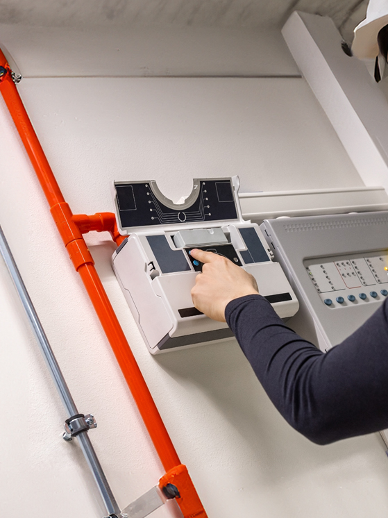 full-width-section-img-fire-control-box